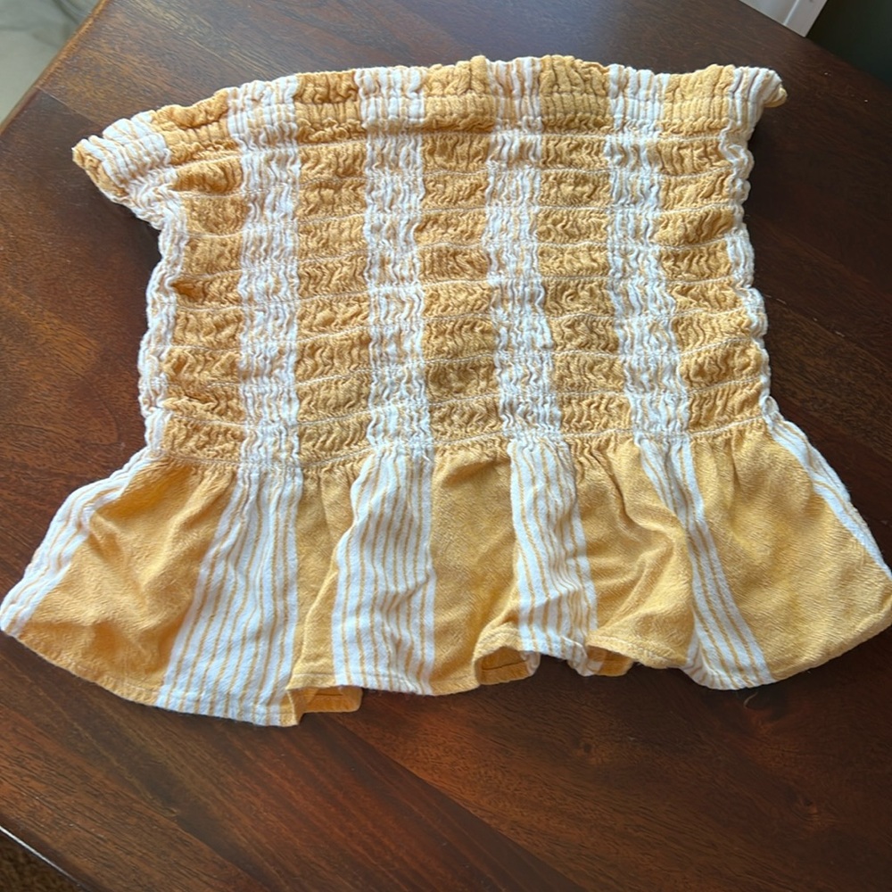 American Eagle smocked cropped tube top